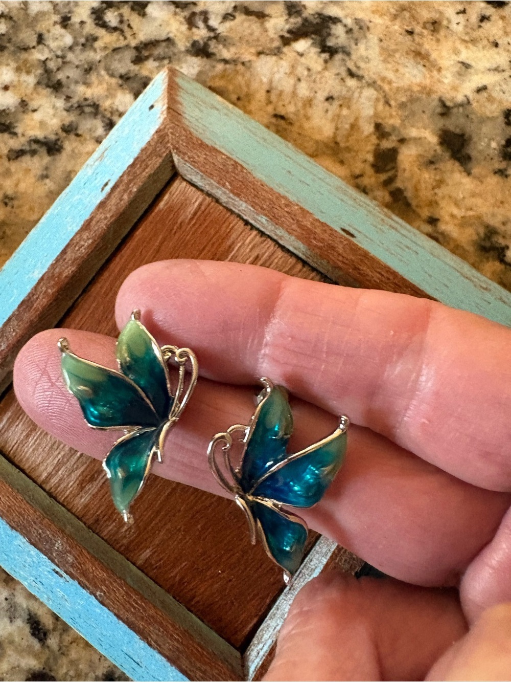 ▪️Butterfly Stud Earrings